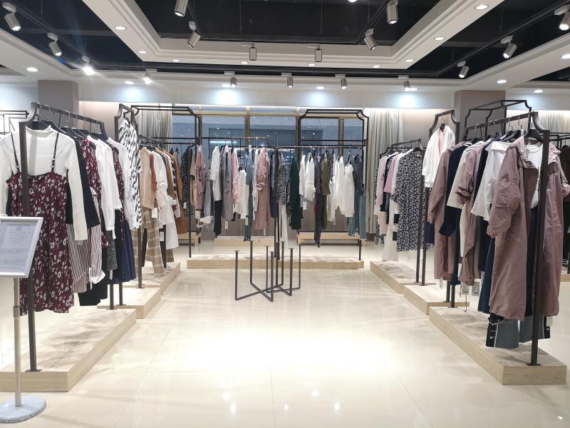 波司登羽绒服品牌折扣女装批发绵阳齐齐哈尔品牌折扣店货源