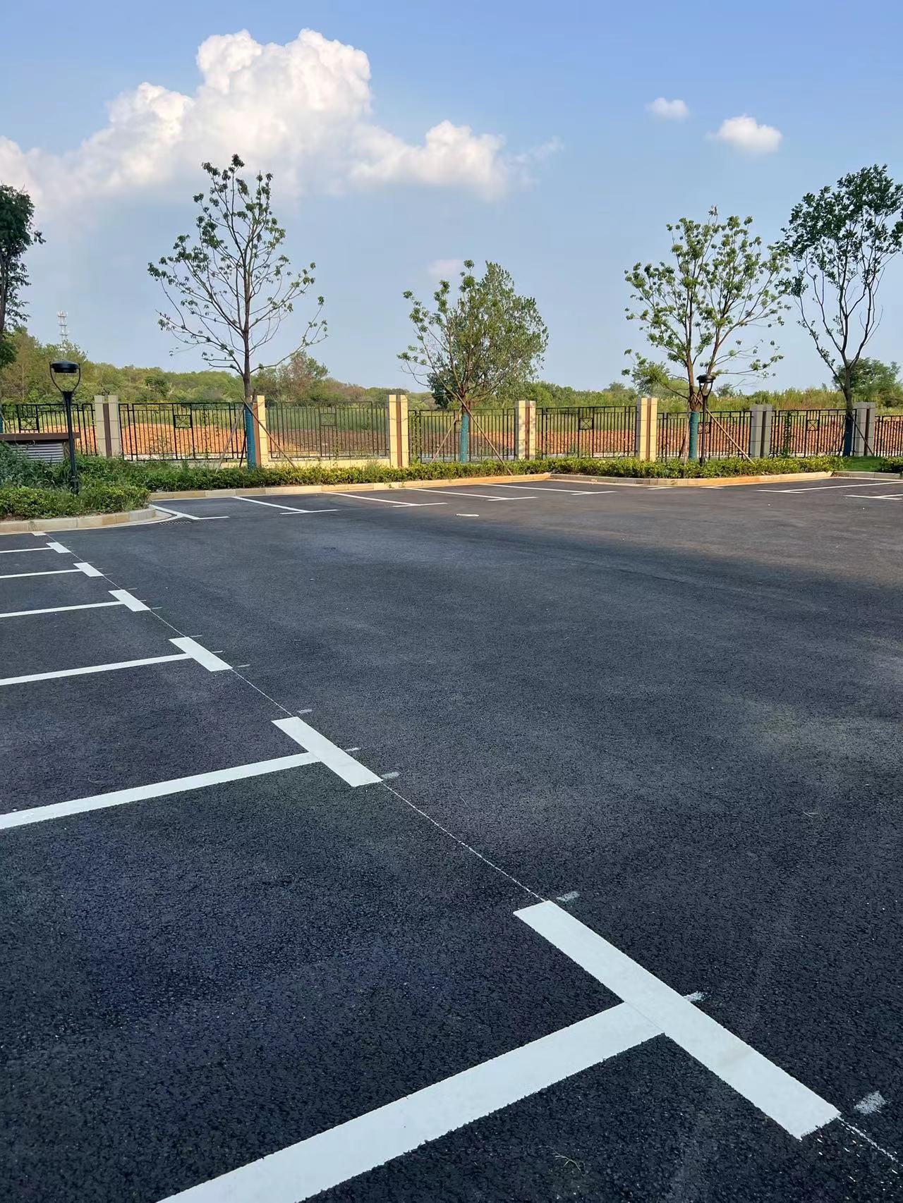 南京目赏njms-2023小区道路划线